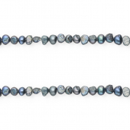 Perle di acqua dolce imperfette pepita 5-6mm blu pavone