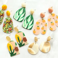 Set di ispirazione Nuova collezione di gioielli e accessori in resina 