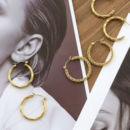 Novità Sì! Splendidi orecchini in acciaio inossidabile