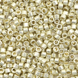 Perline Miyuki Delica 11/0 Duracoat galvanized silver DB-1831
