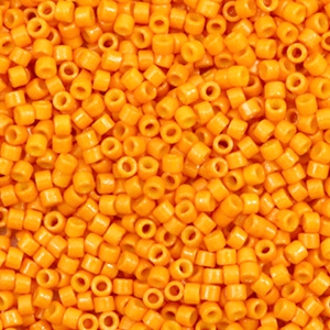 Perline Miyuki Delica 11/0 Duracoat opaque dyed kumquat orange DB-2104