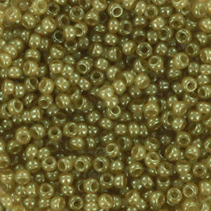 Rocailles Miyuki 11/0 Ceylon translucent celery green 11-2374