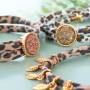 Crea simpatici elastici per capelli e braccialetti con nastro elastico cucito con stampa leopardo