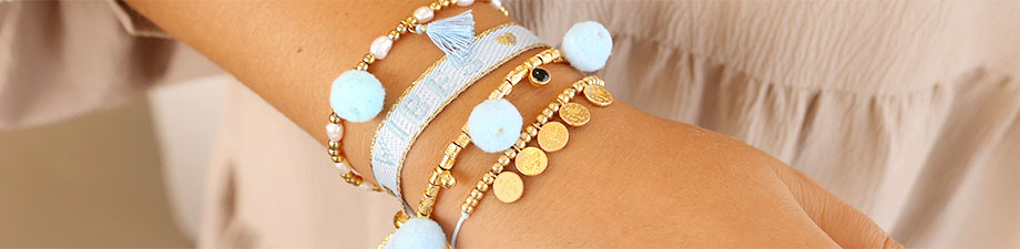 Perline e ciondoli pon pon Perline e ciondoli pon pon