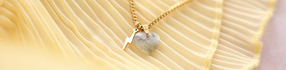 Nuova serie di ciondoli in pietra naturale Nuova serie di ciondoli in pietra naturale