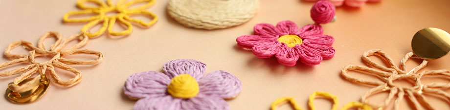 Novit&agrave; in pendenti e componenti in rafia