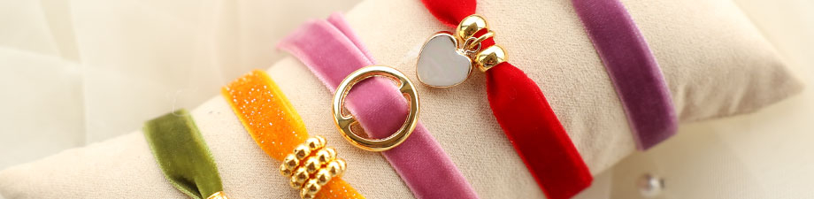 Appena arrivato! Bellissima collezione di nastri Appena arrivato! Bellissima collezione di nastri