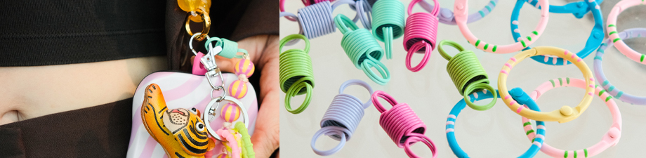 Collezione di componenti per portachiavi colorati