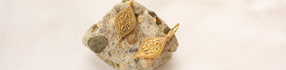 Perline e ciondoli di metallo DQ